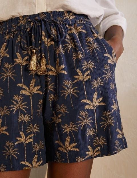 Fug Nation Loves Shorts!
