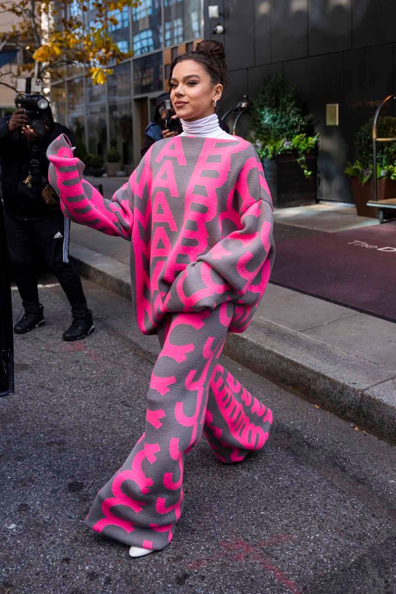 Hailee Steinfeld Just Wore... a Marc Jacobs Slanket?!?