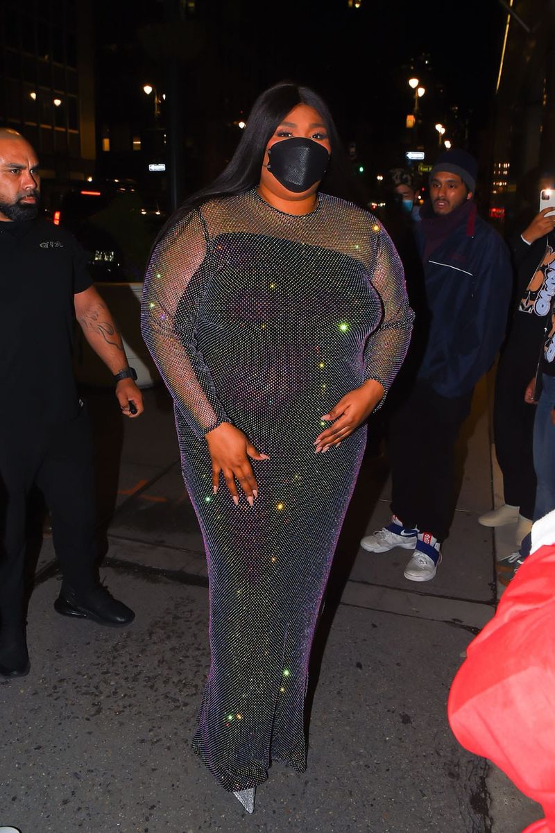 Lizzo's SNL Weekend Was Bright And/Or Sparkly