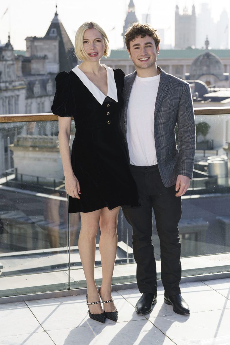 Michelle Williams Looks Very Cute and Michelle Williams-y in London