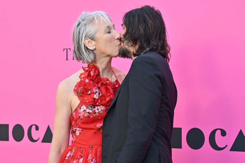 Keanu Got Schmoopy at the MOCA Gala
