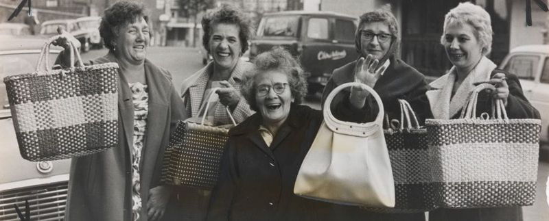 Your Afternoon Chat: What's Your Holy Grail Tote Bag?
