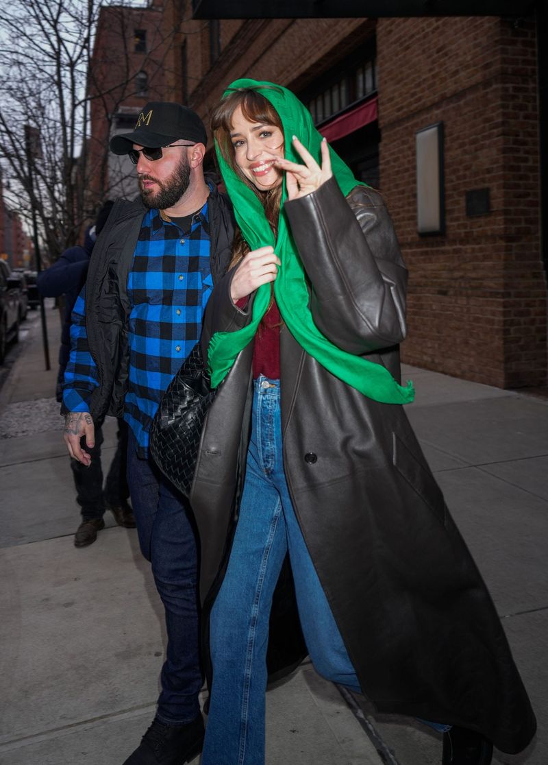 This Is What Dakota Johnson Wore During Her SNL Time In New York