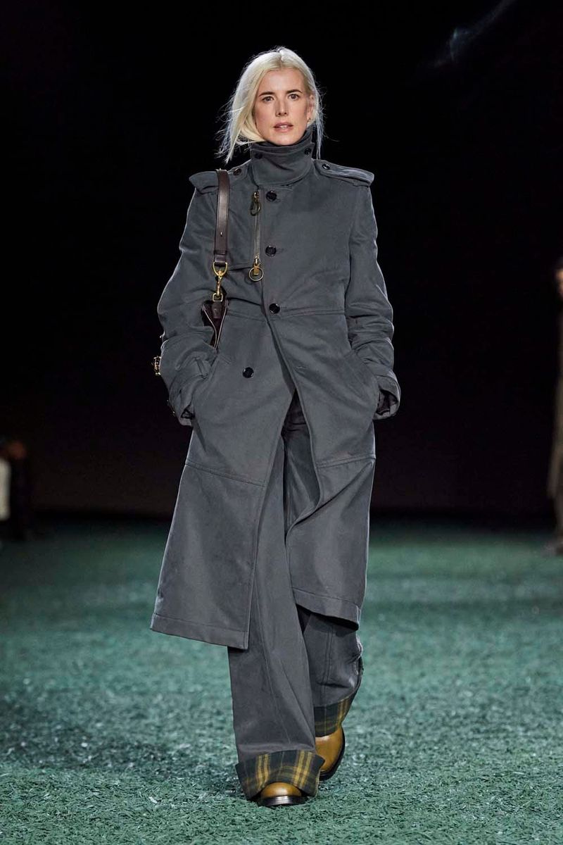 Burberry Went With Autumnal Neutrals and Coats This Season