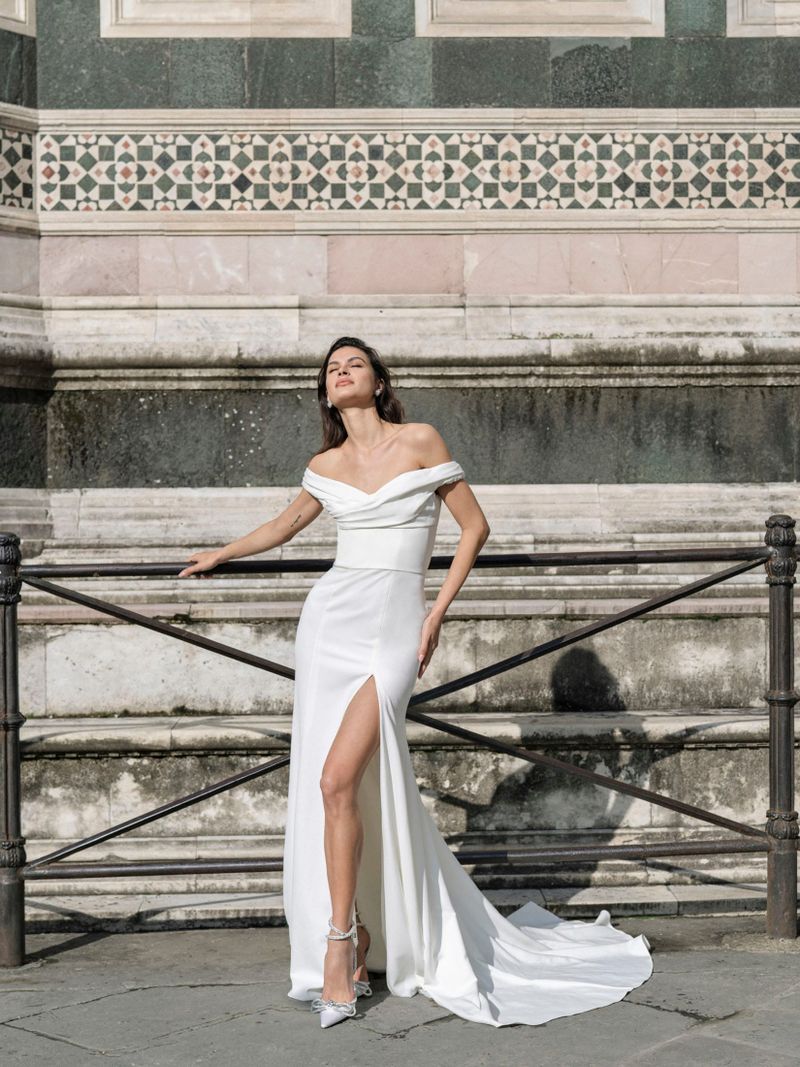 Bridal Week: Monique Lhuillier Spring/Summer 2025