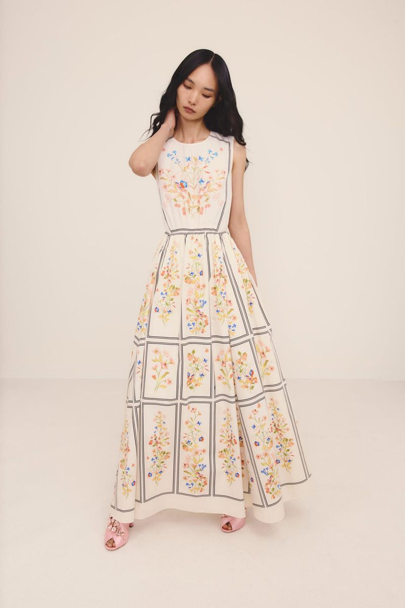 Somehow We Forgot to Look at Giambattista Valli's Resort Collection This Year!