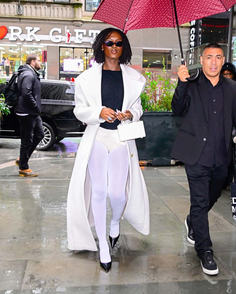 Jodie Turner-Smith Pampers Herself