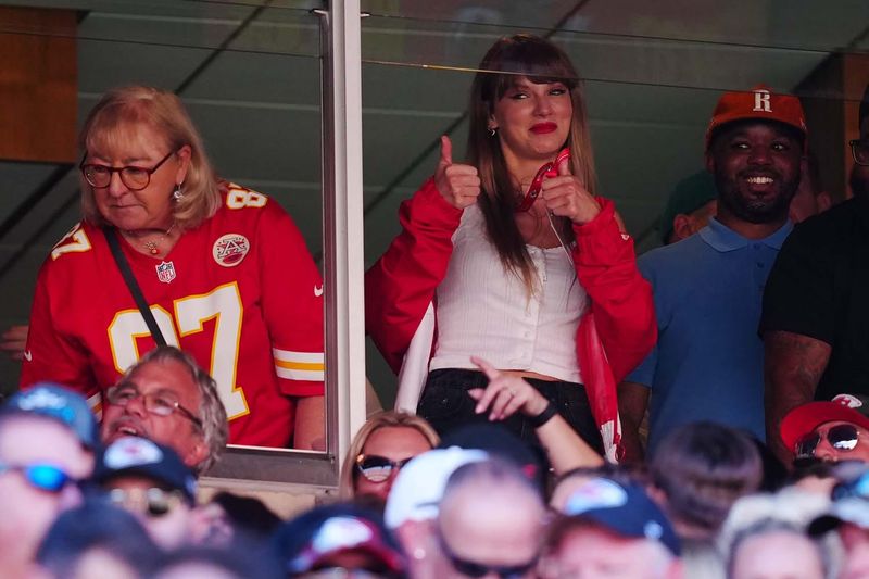 Year-End: Taylor Swift's WAG Era