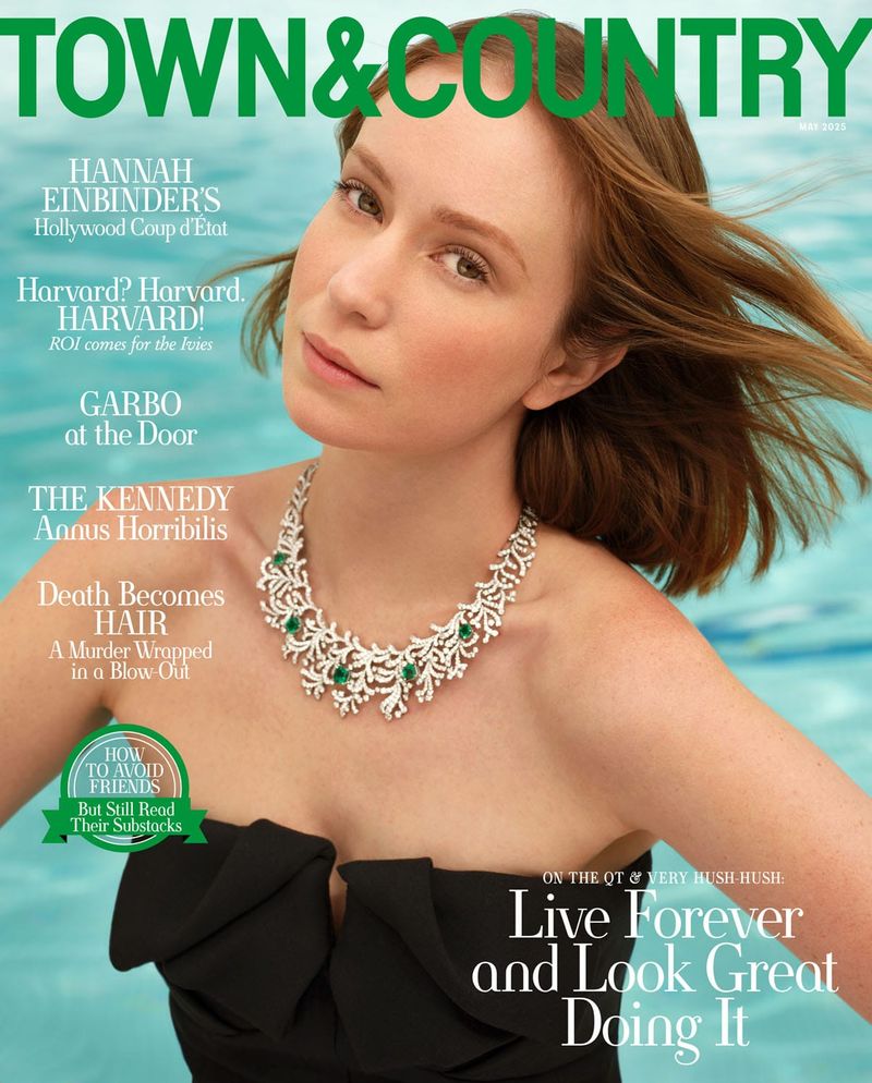 Hannah Einbinder Kinda Nailed This Town & Country Cover