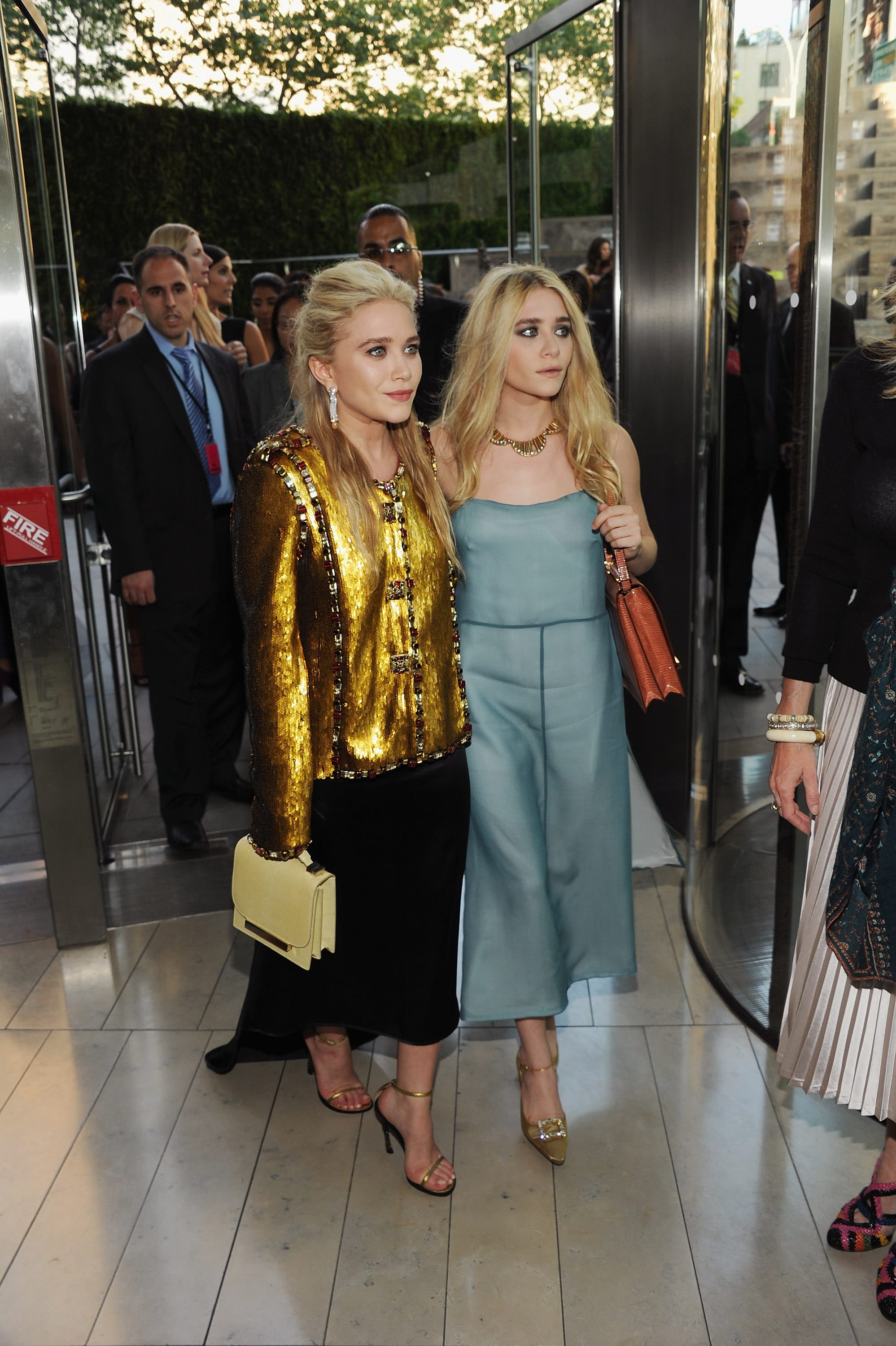 CFDA Fug or Fab: Olsen Twins/MTV Movie Awards Well Played, Mila Kunis
