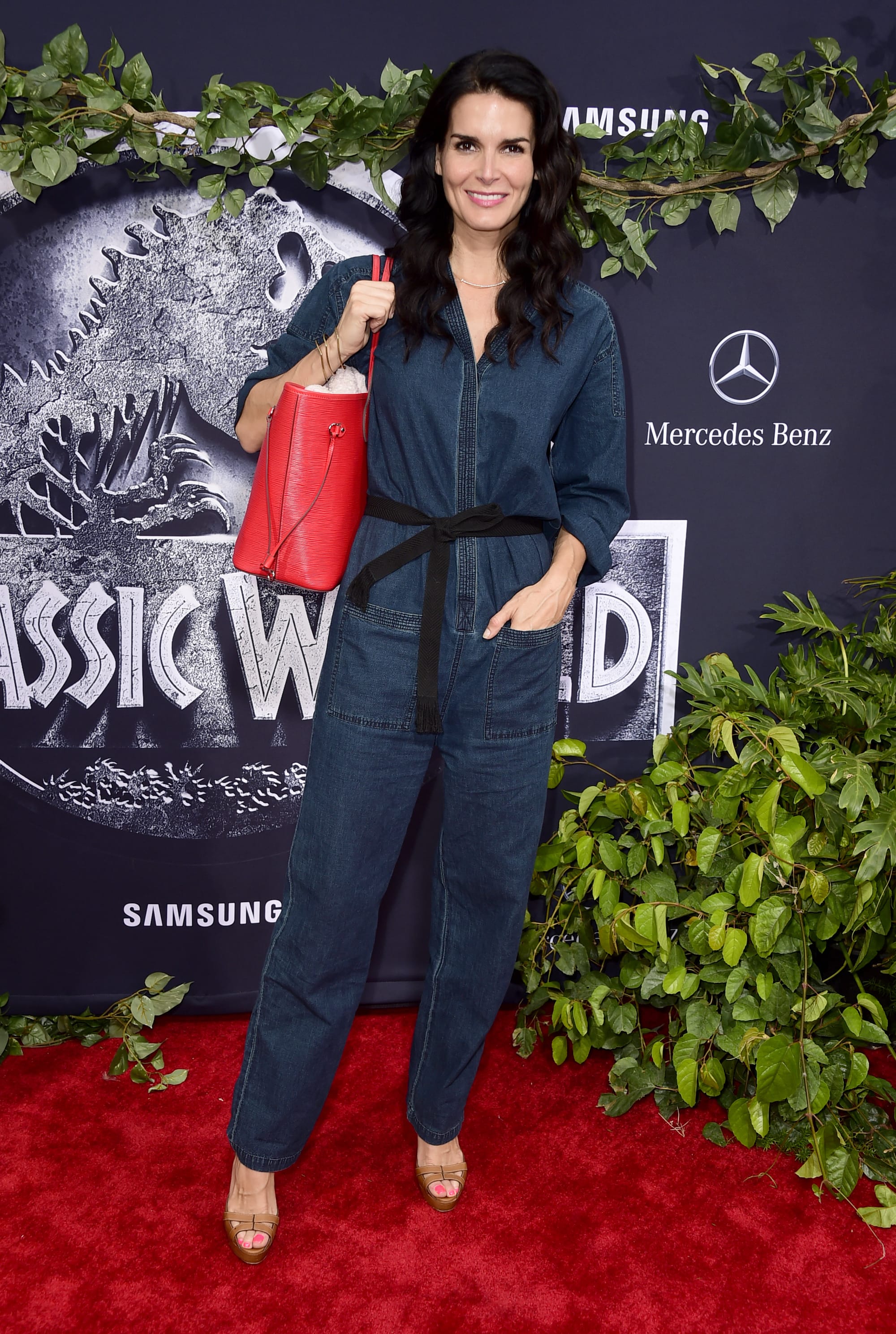 angie harmon jurassic world premiere
