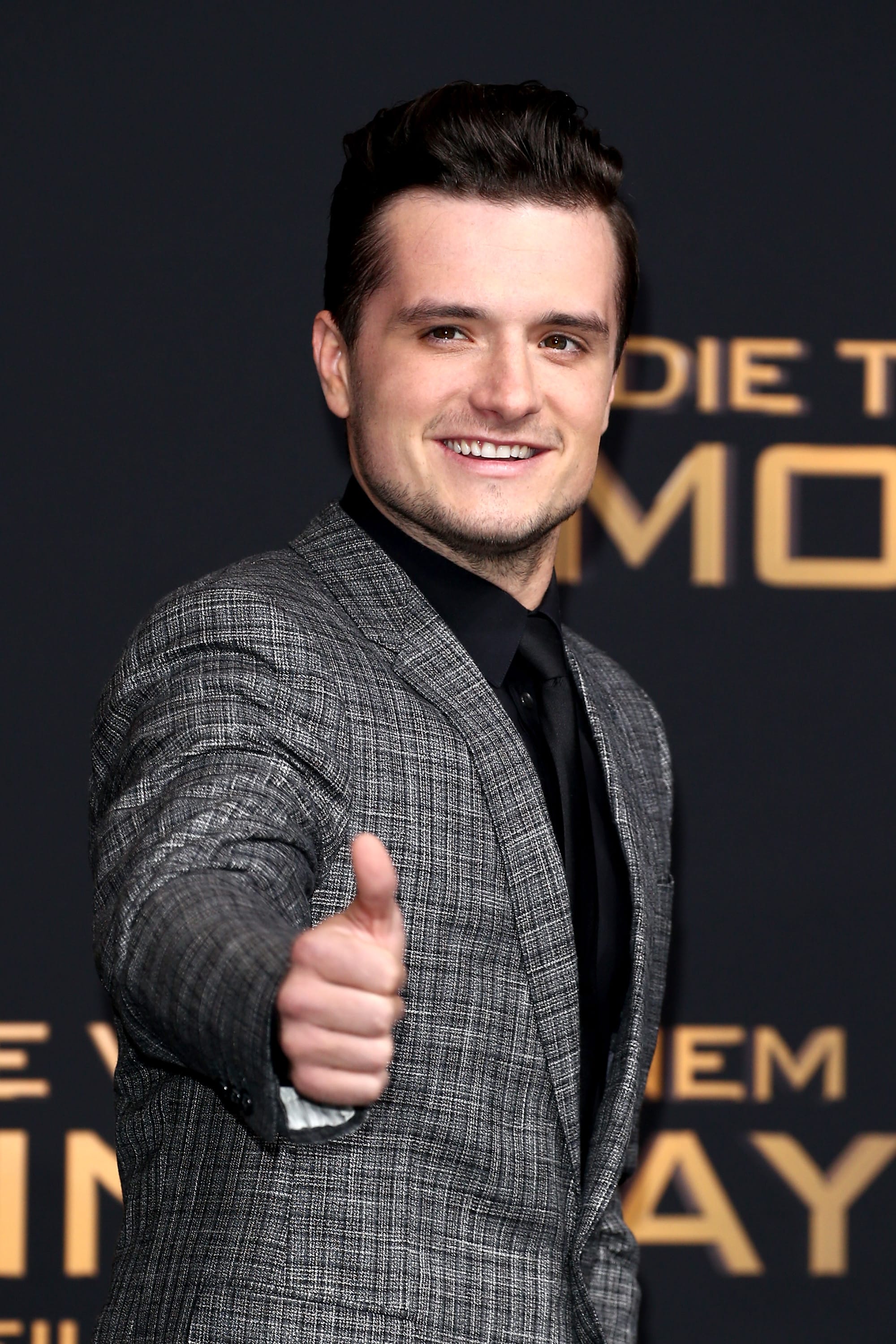 Fugs and Fabs: The Rest of the Mockingjay Premiere