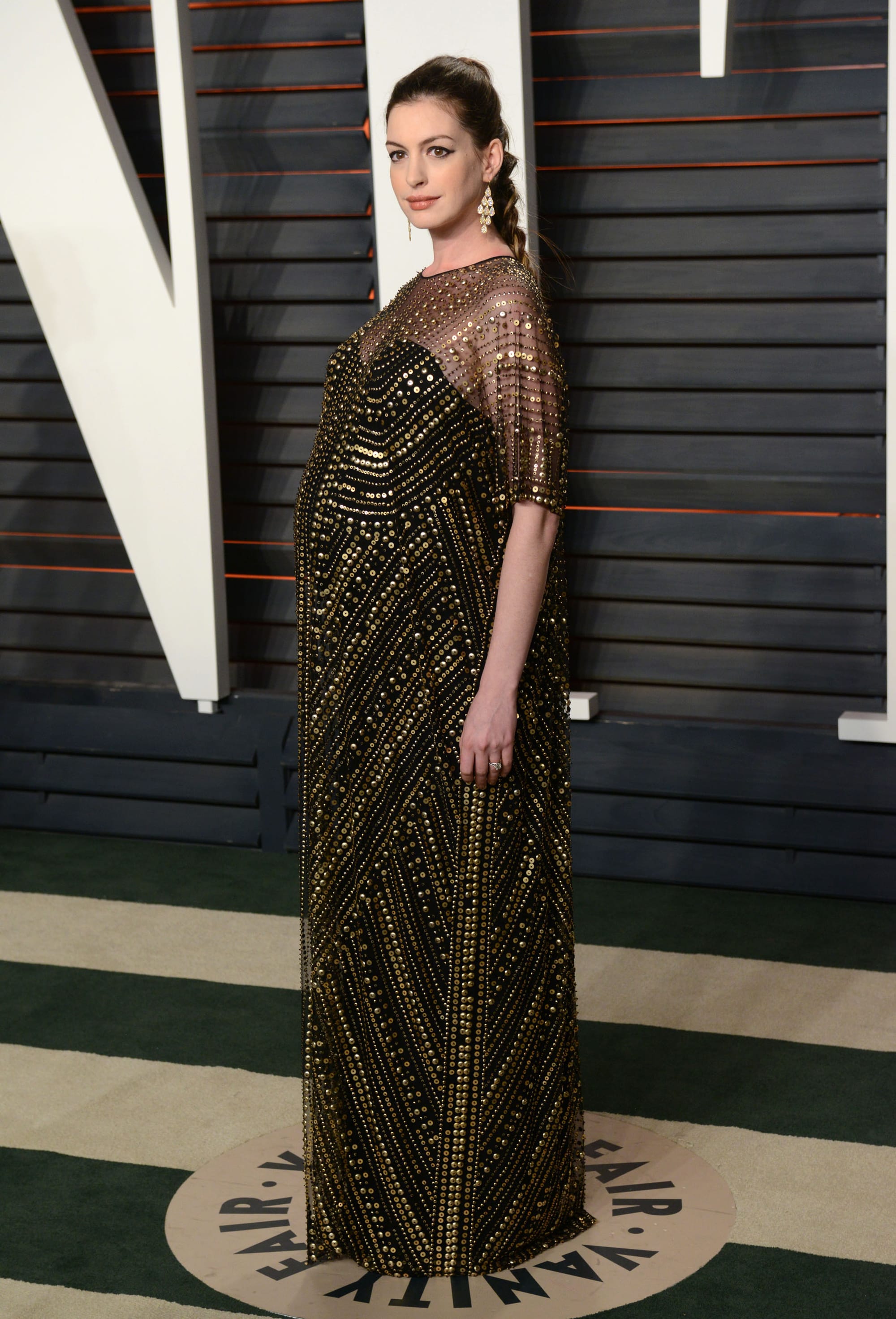 Oscars Well Played: Anne Hathaway in Naeem Khan