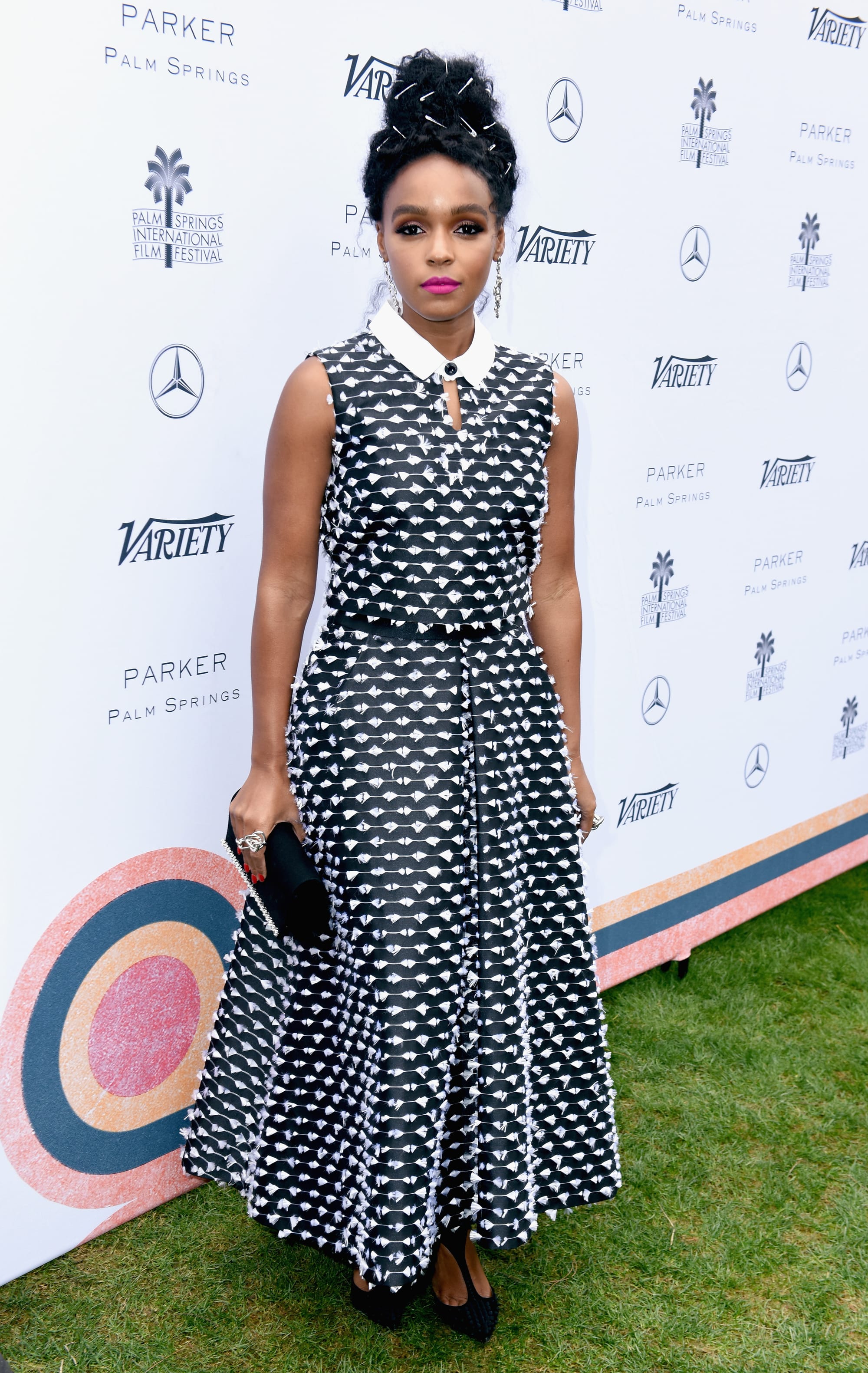 Janelle Monae Continues to Look Great