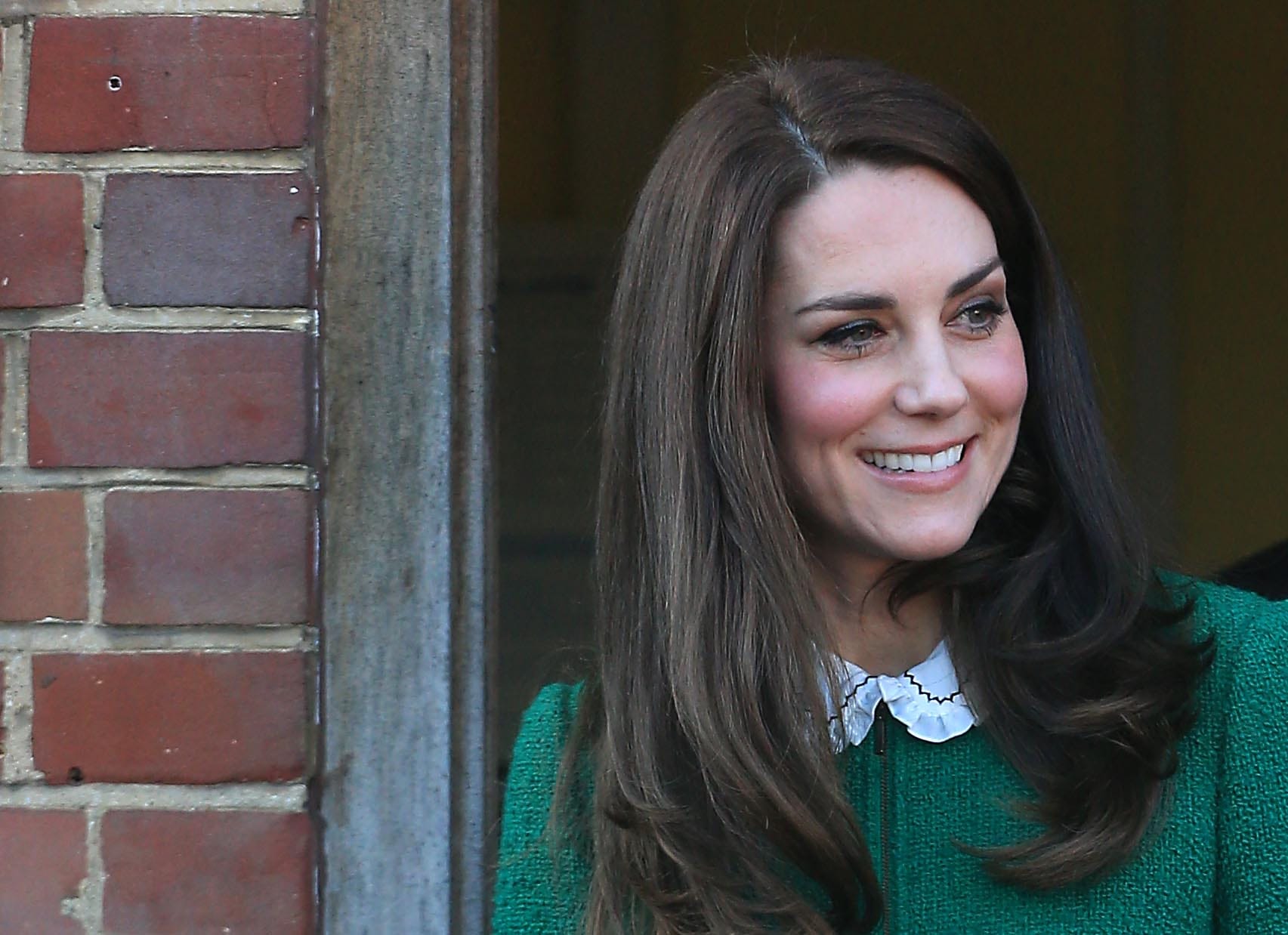 Duchess Kate Goes Green in Hobbs