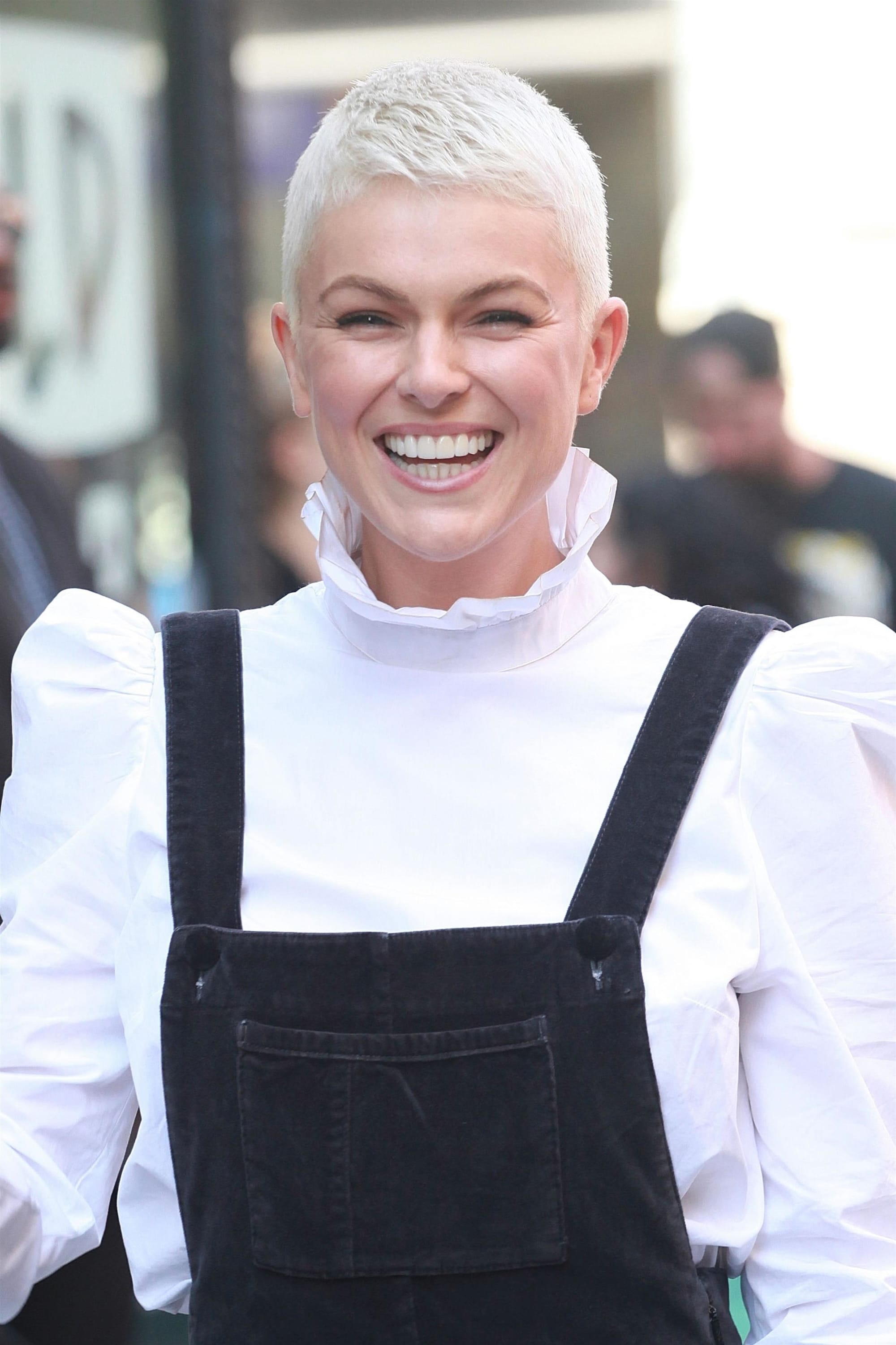 Serinda Swan Looks Mildly Like Cara Delevingne Now