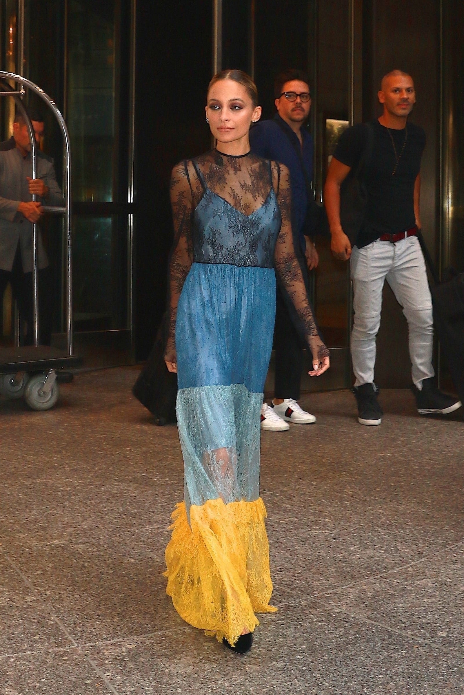 Nicole Richie Continues to Dress Like a Soap Star