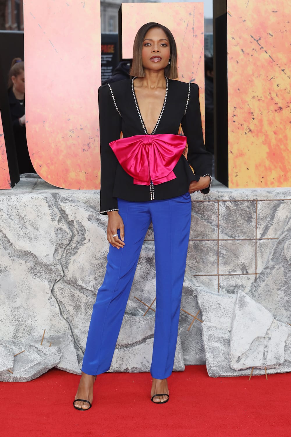 Naomie Harris Is Wearing a HUGE BOW