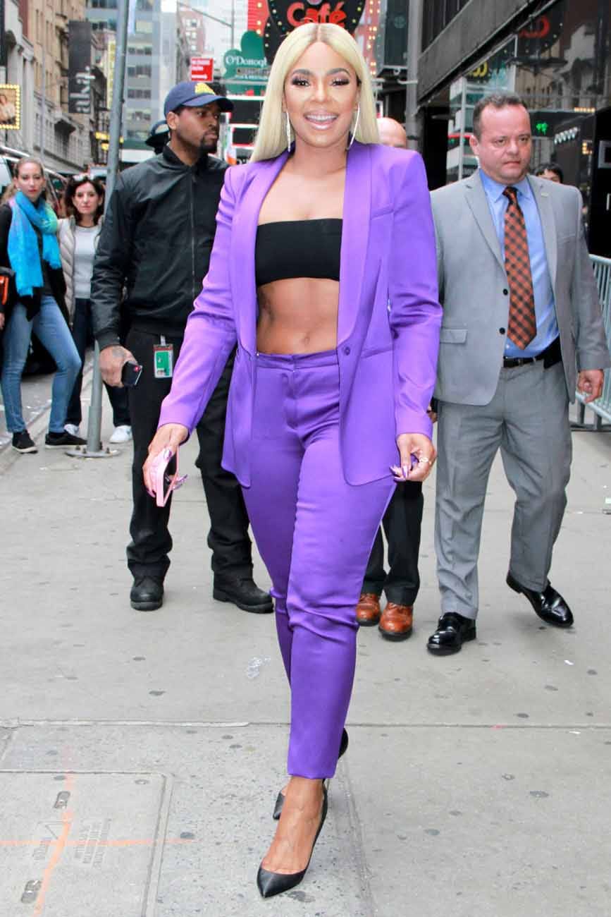Dear Ashanti: Look Into Shirts