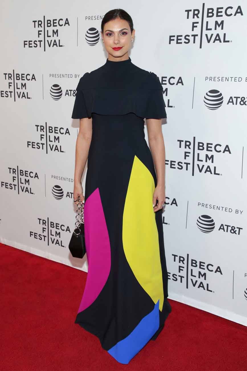 Morena Baccarin's Skirt Is Cheerful