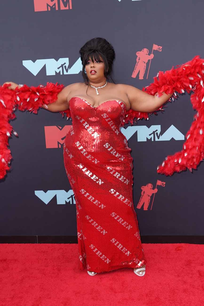 Did Queen Lizzo Look Good as Hell at the VMAs?