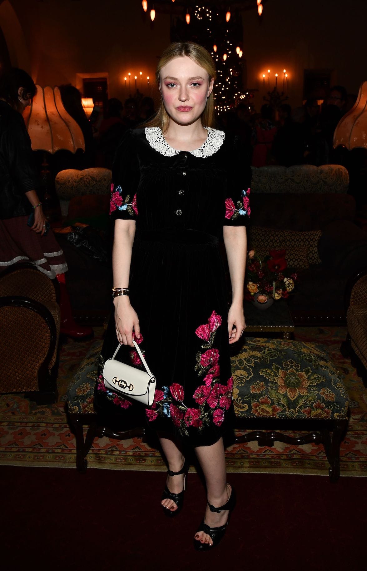 Dakota Fanning Looks Like a Doll