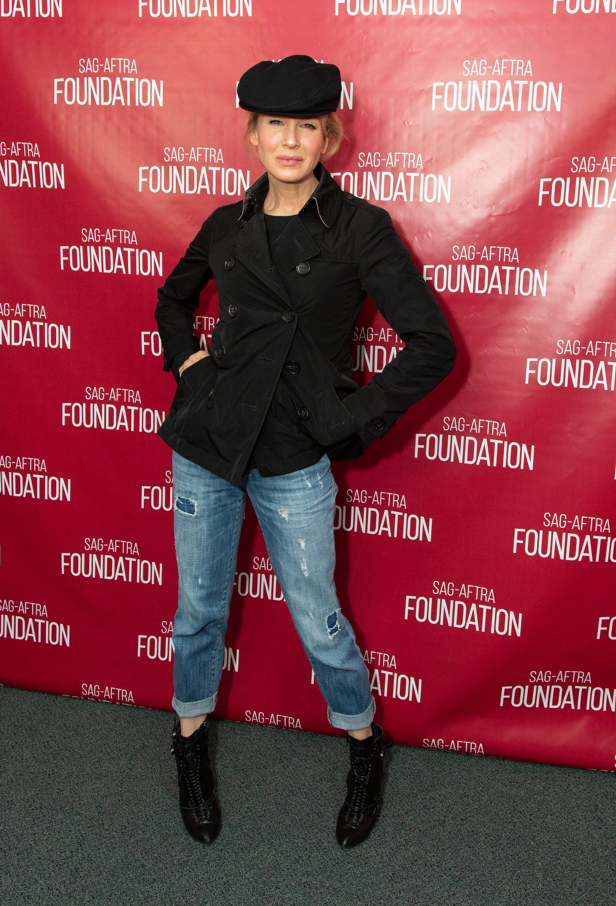 Renee Zellweger Dresses Way, Way Down