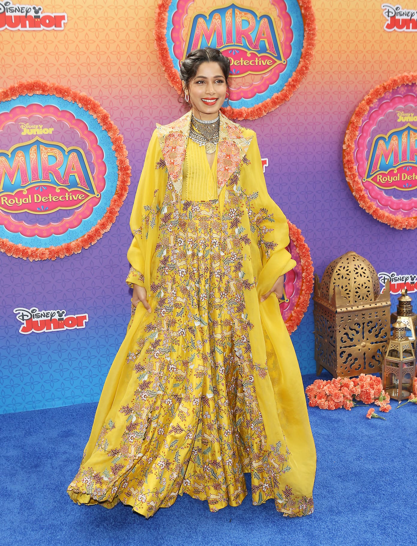 Freida Pinto Looks So Pretty