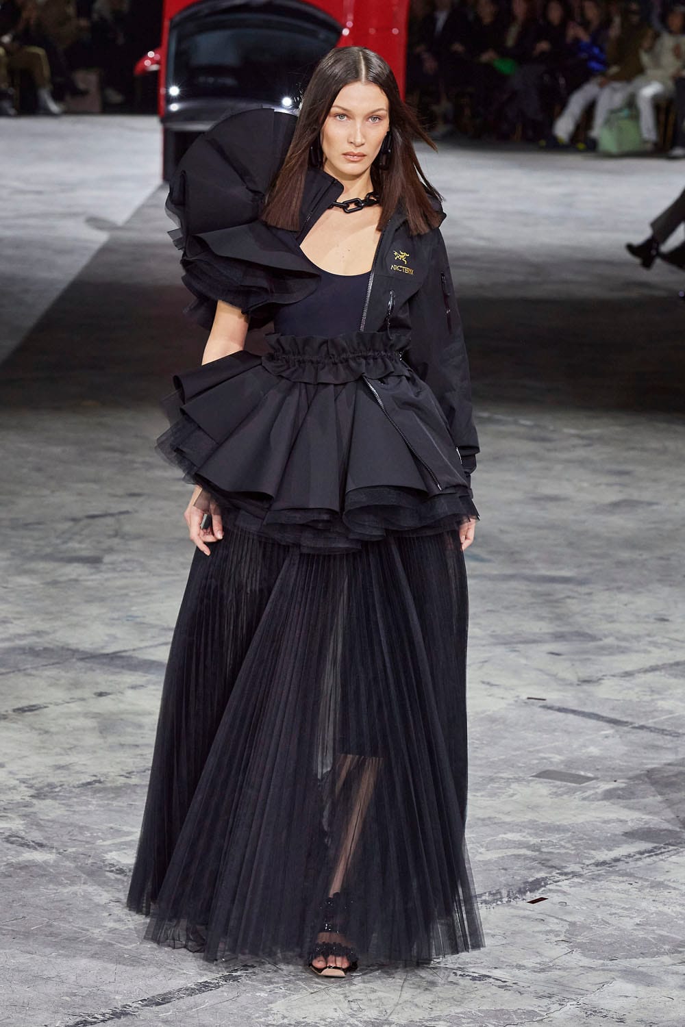 Off White Opened and Closed with Hadids