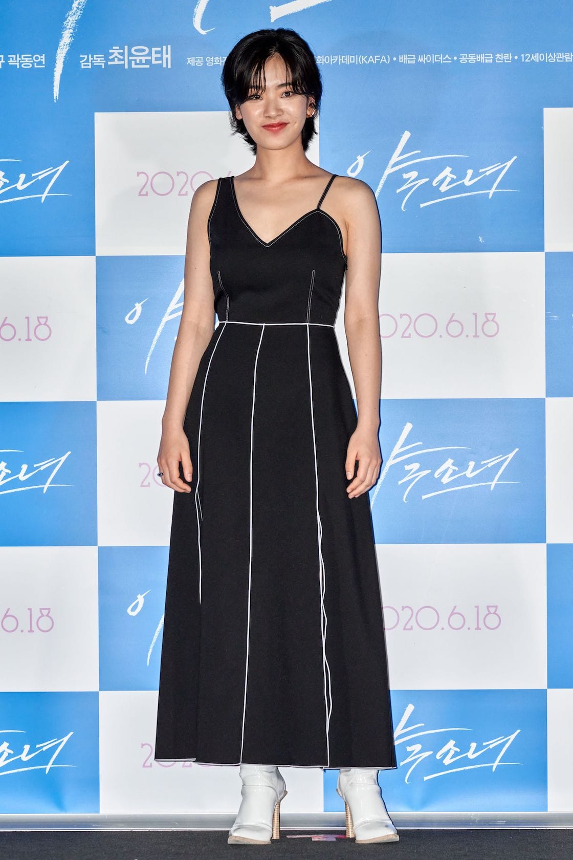 THERE WAS A MOVIE PREMIERE IN SEOUL!!!!!