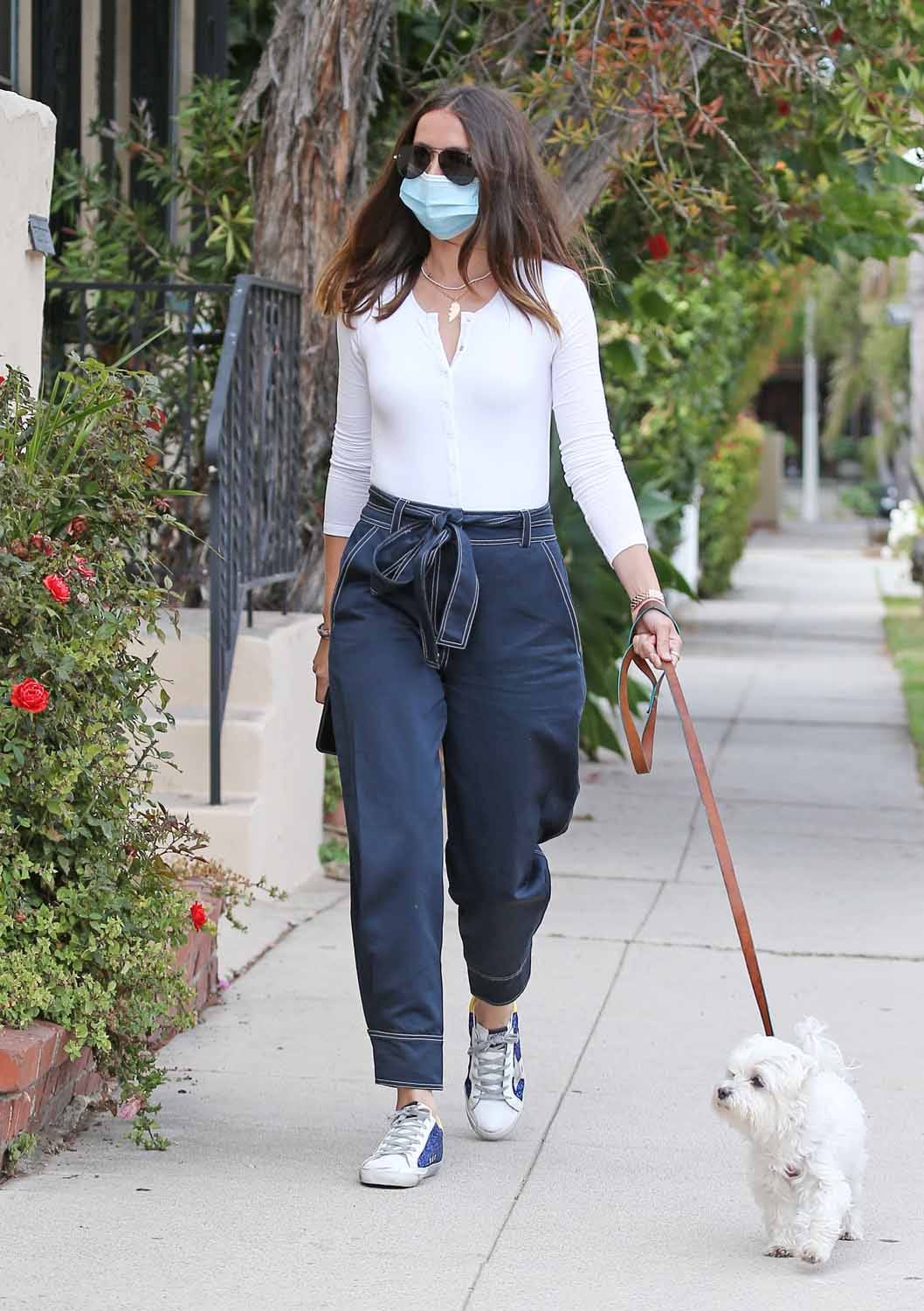 Ana Is Taking an Affleck Break