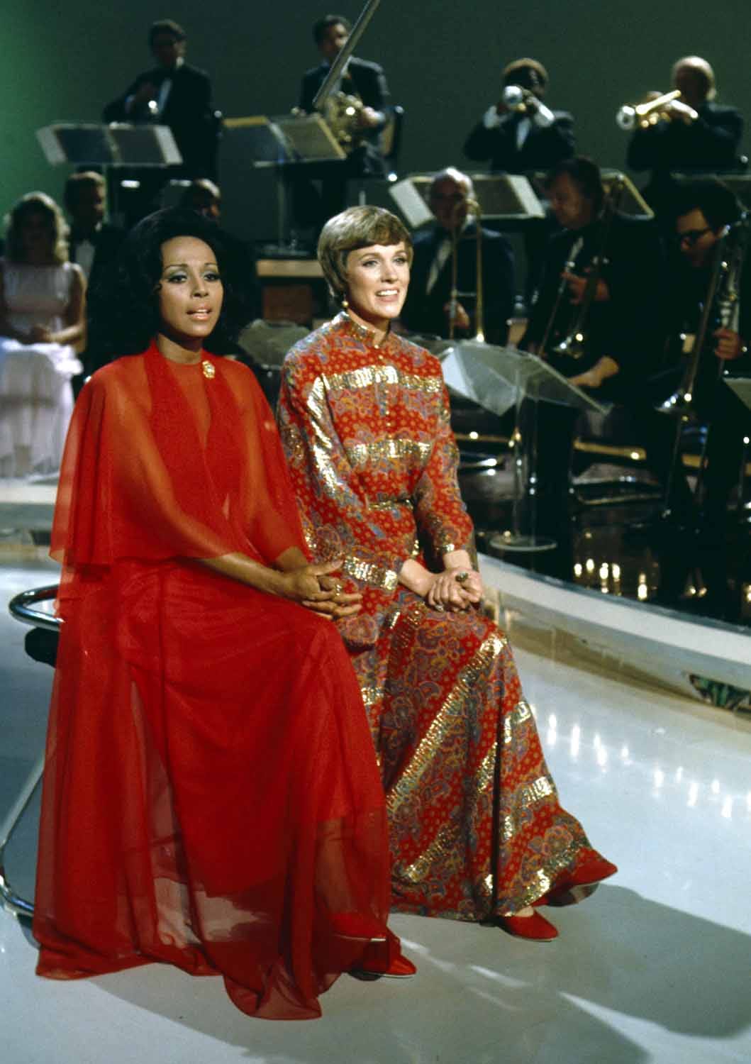 This Photo of Diahann Carroll and Julie Andrews Soothes Me