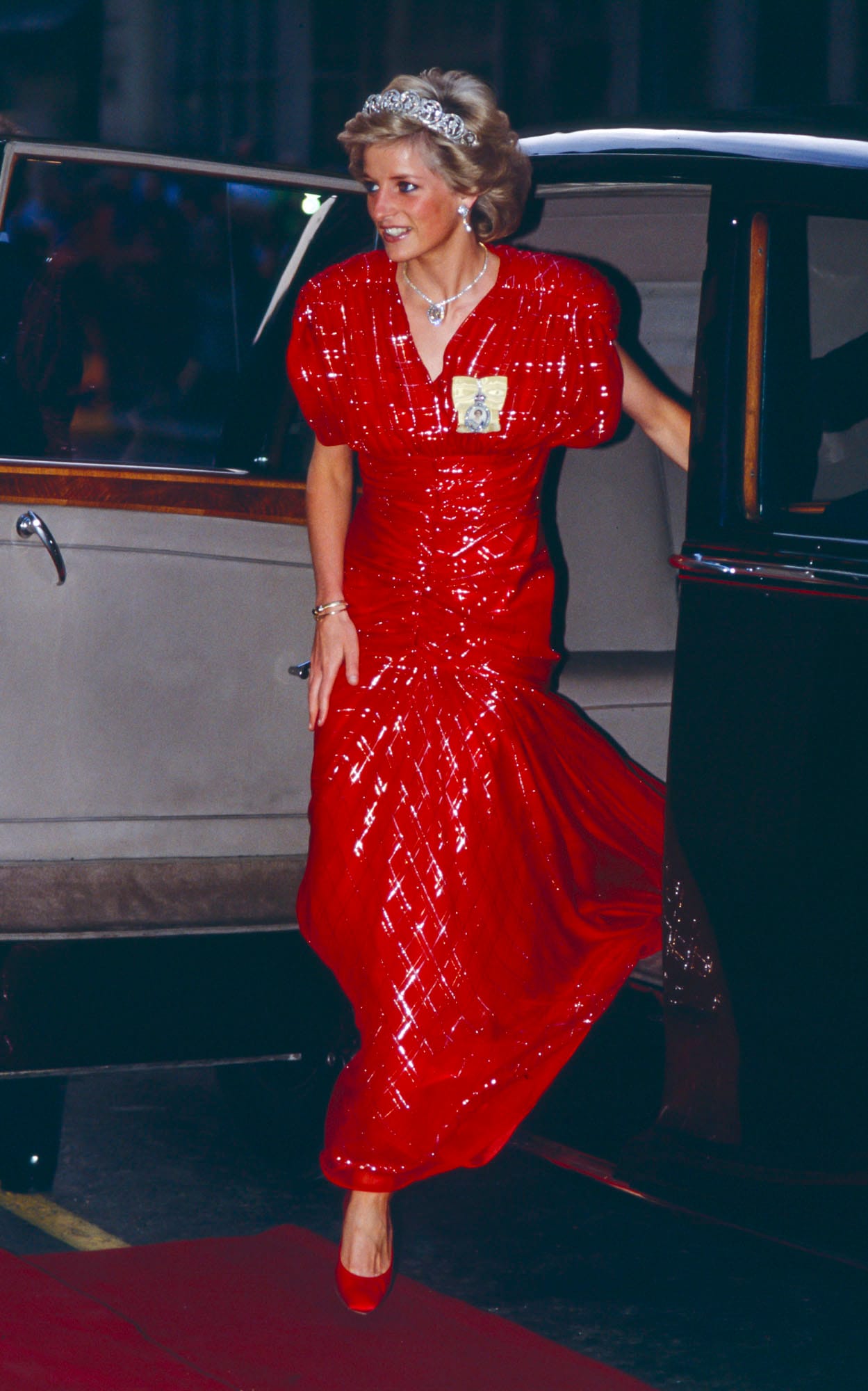Approximately 30 Years Ago, Princess Diana Wore a Dress That Aged Really Well