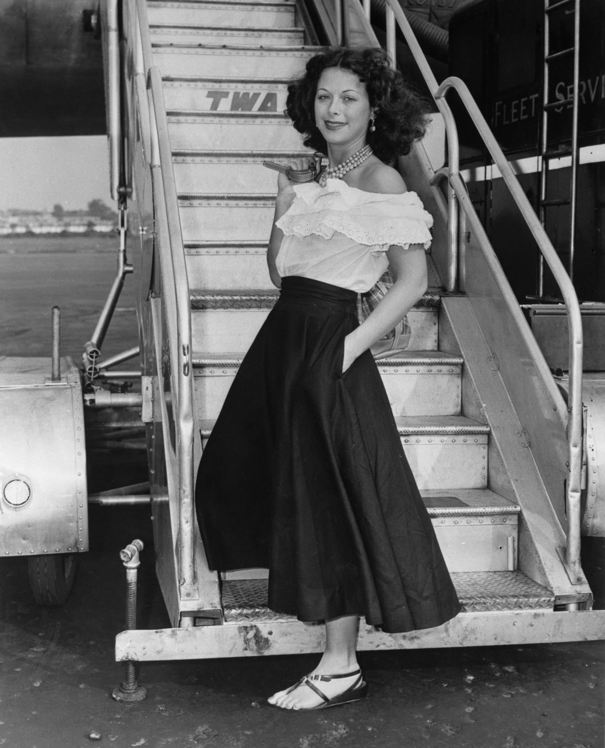 Hedy Lamarr Is Wearing My Ideal Summer Outfit