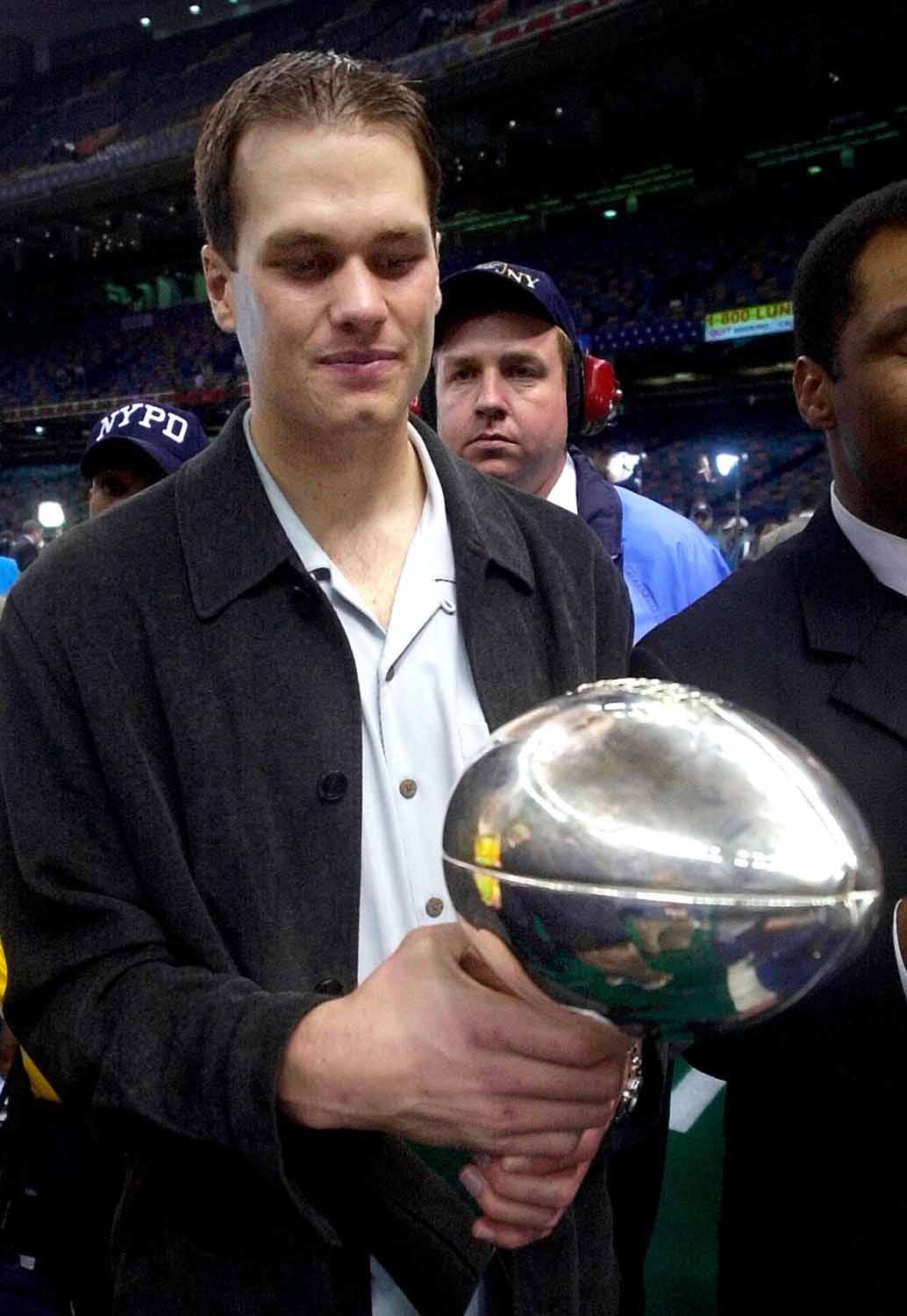 Today Is Tom Brady's Birthday, So Let's Celebrate With Some Bad Pics Of Him!