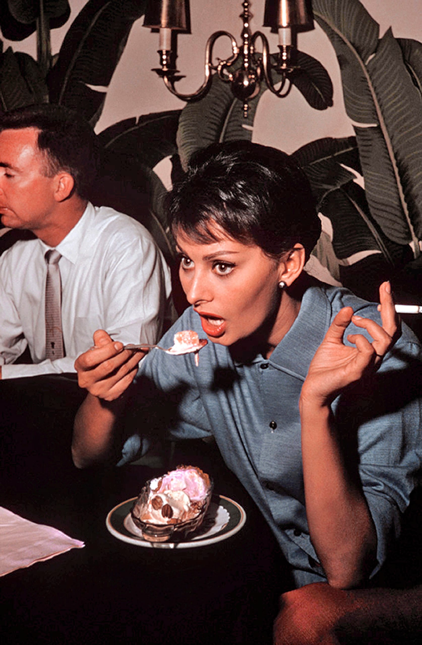 Around This Day in 1958, Sophia Loren Smoked a Cigarette and Ate an Ice Cream Sundae