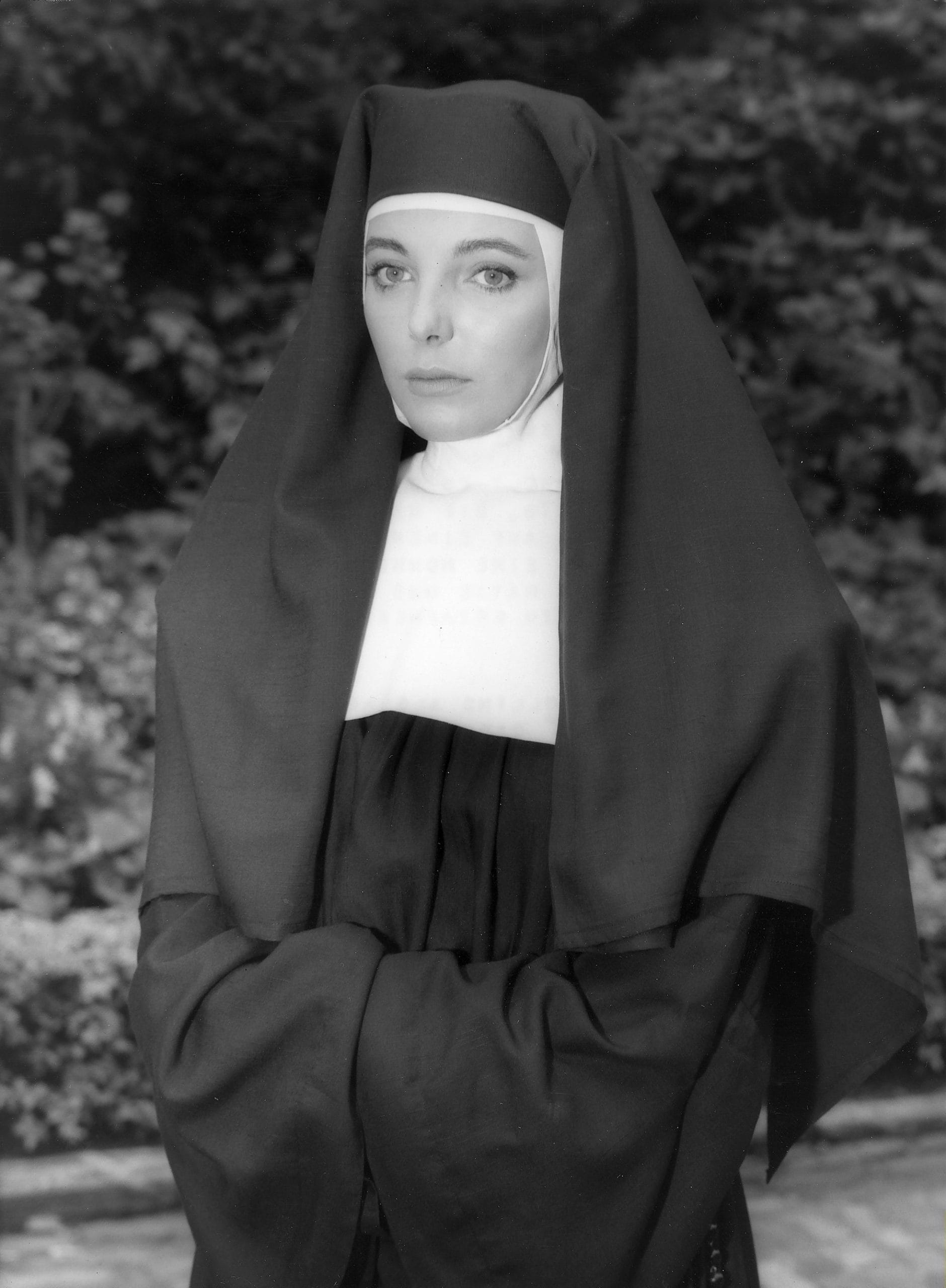 Here's a Photo of Joan Collins as a Nun