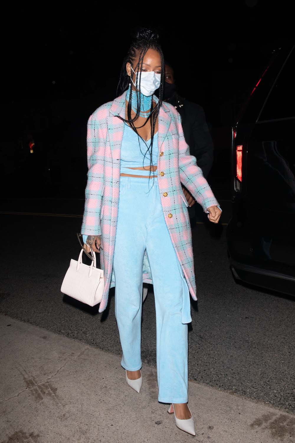Red Alert: We Have a Rihanna Sighting