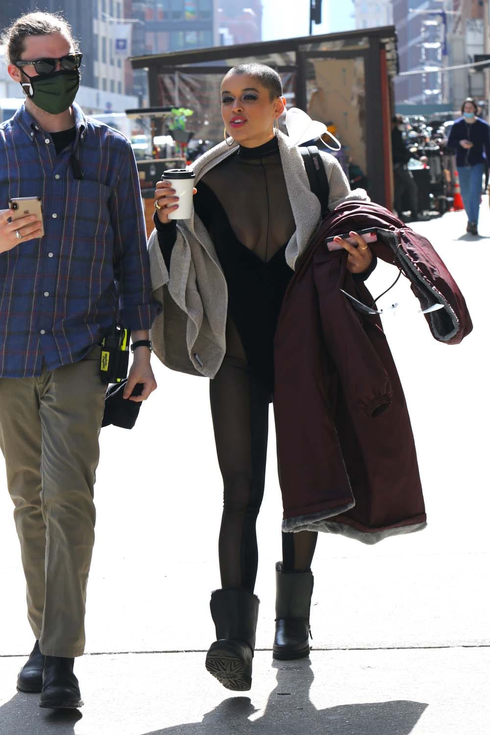 What Is HAPPENING On The New Gossip Girl?