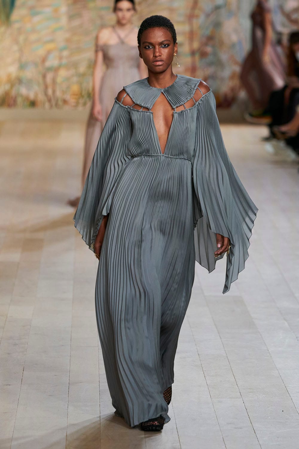What Might Dior's Newest Face, Yara Shahidi, Pull From This Couture Collection?
