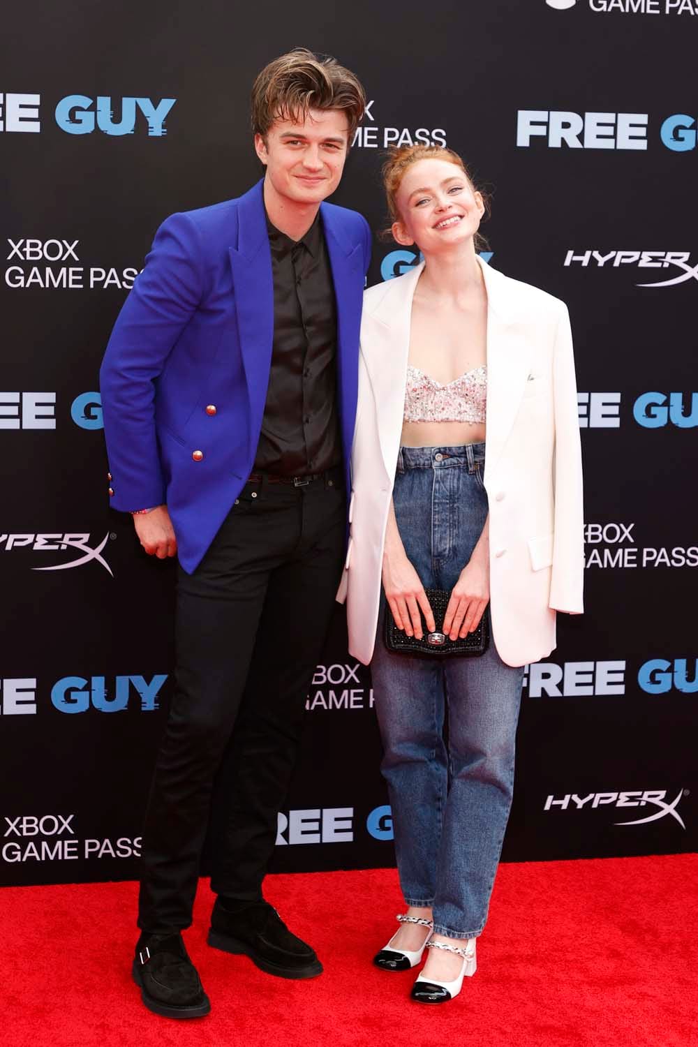 Hey, a Mini Stranger Things Reunion