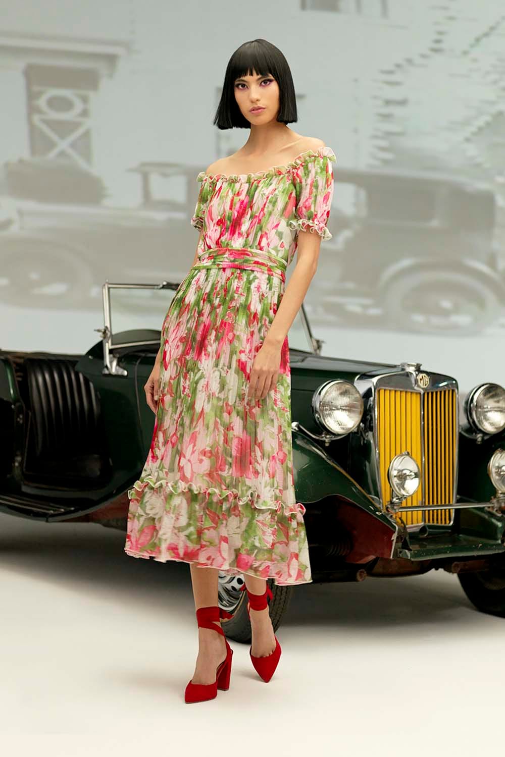 Tadashi Shoji Said the Theme This Season was "Roaring Twenties"