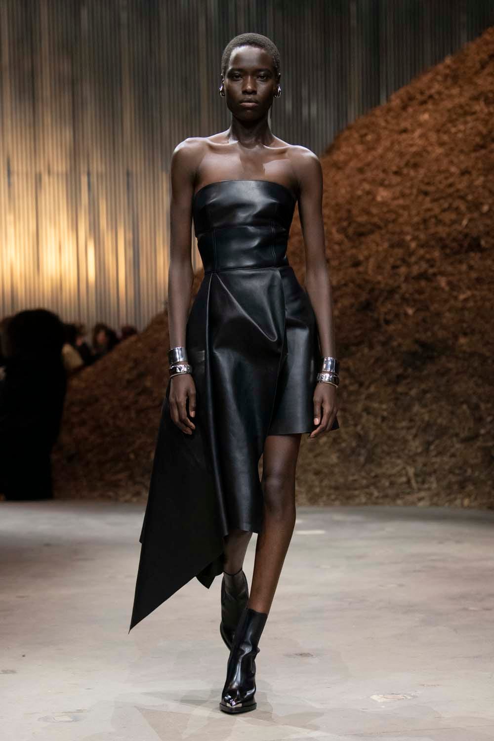 Alexander McQueen Did a Show in Brooklyn... In a Warehouse With Mulch Piles?!?