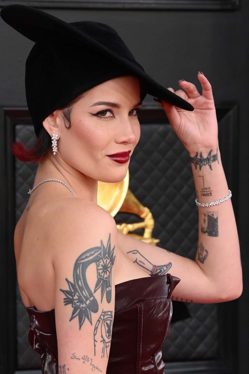 A Surprise Hat Theme Emerged at the Grammys