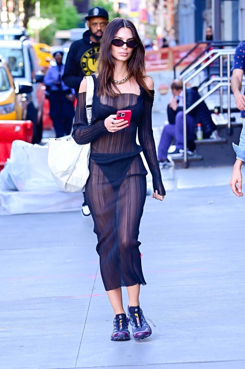 Emily Ratajkowski is At It Again