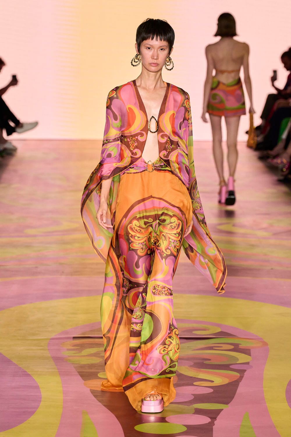 Catwalk Catch-up: Raisa Vanessa