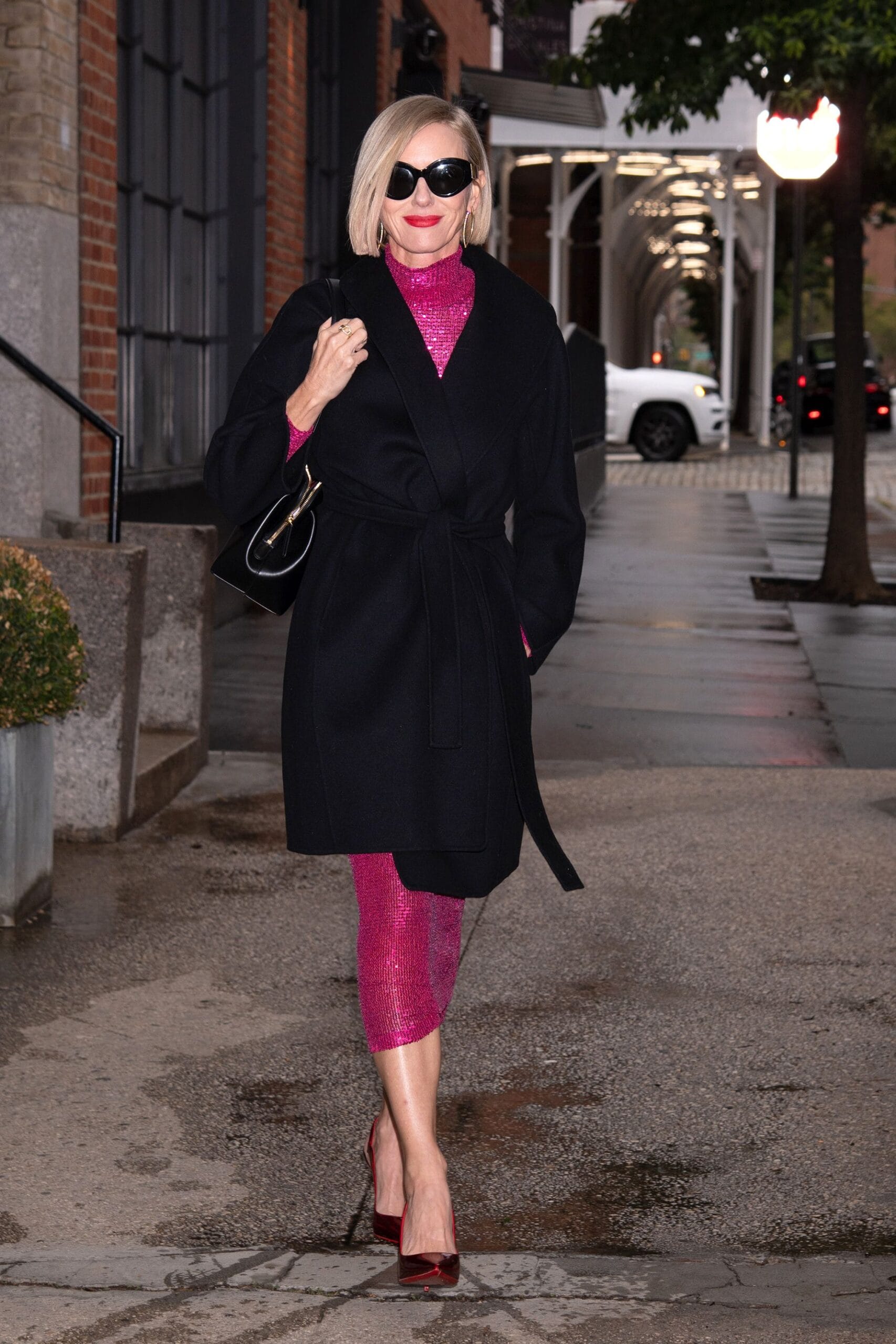 Naomi Watts Looks Sparkly And Mysterious on the Streets of NYC