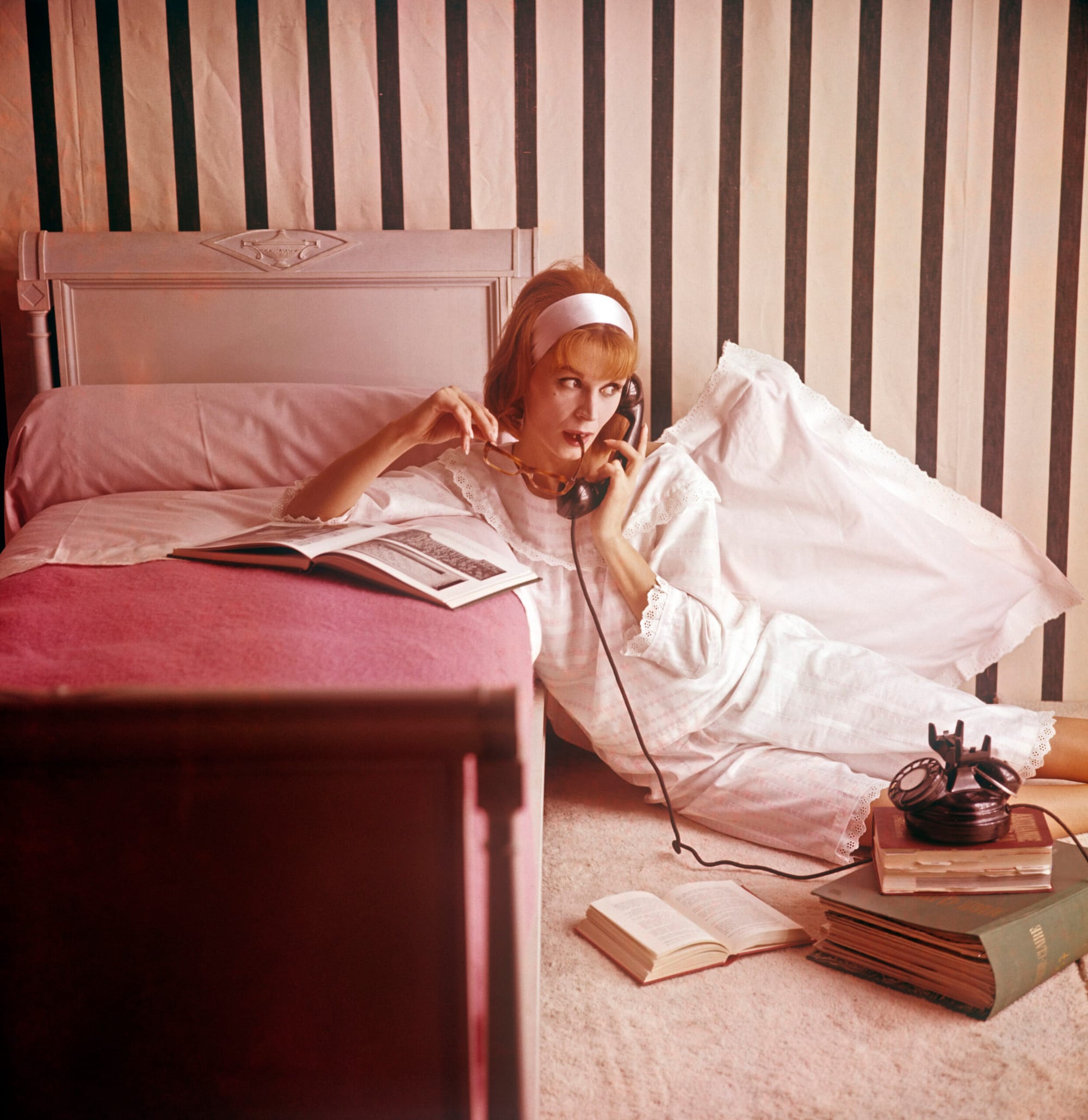 Your Afternoon Chat: Get a Recommendation, Give a Recommendation