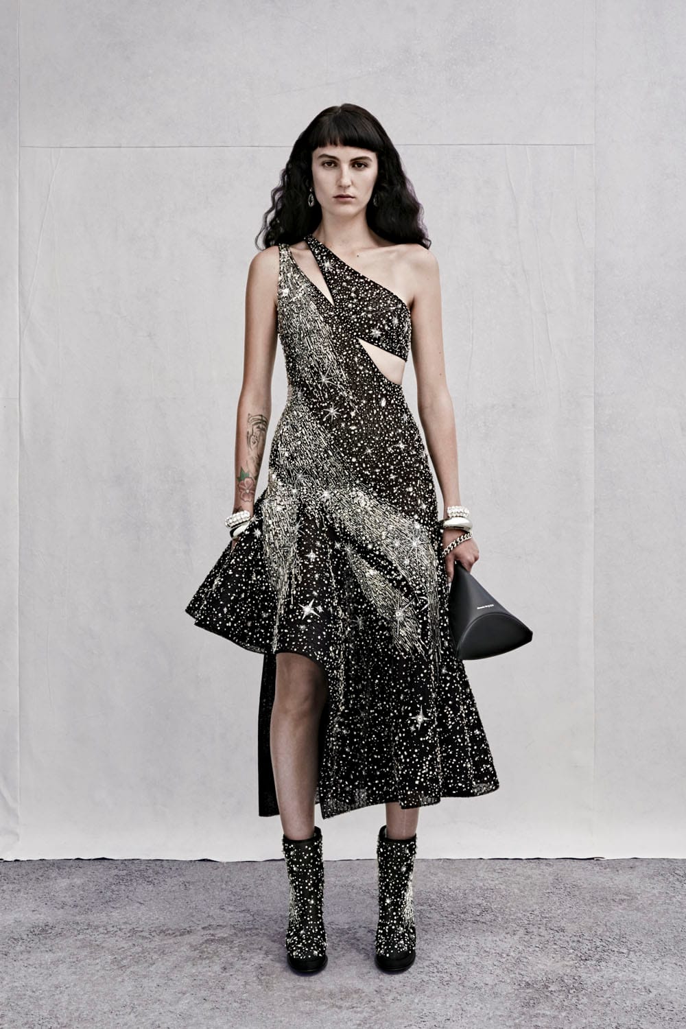 The Alexander McQueen Resort Collection Is Pretty Good