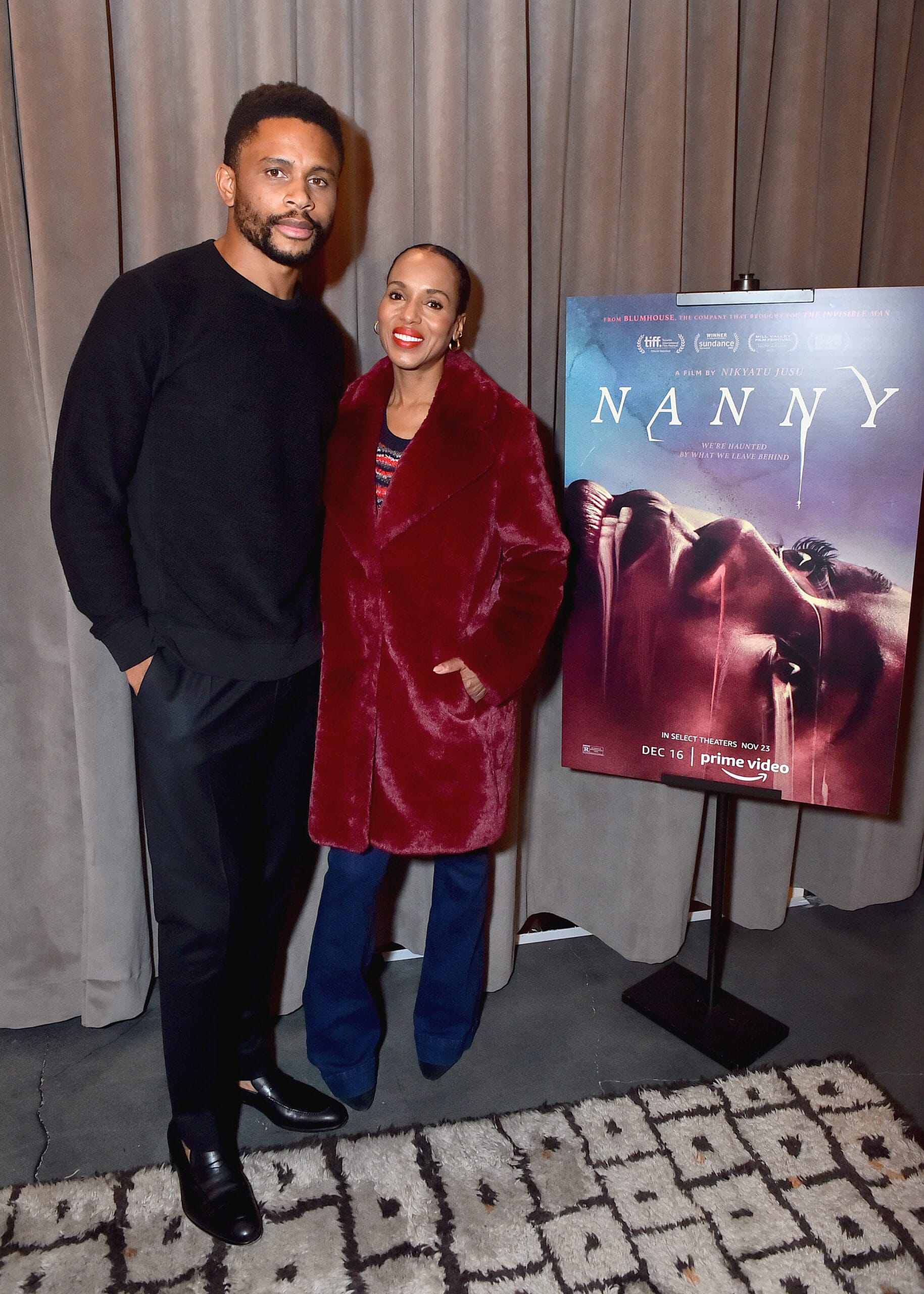 Kerry Washington Brings Yet Another Enjoyable Coat of the Day!